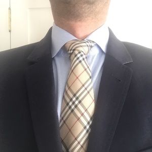 Burberry classic plaid